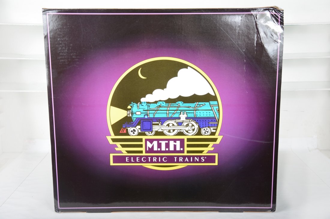 MTH 10-1111 Lionel 444 Roundhouse Section (1 of 2)