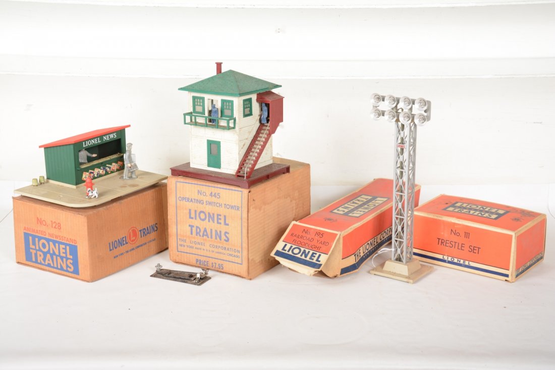 Boxed Lionel Accessories (1 of 2)