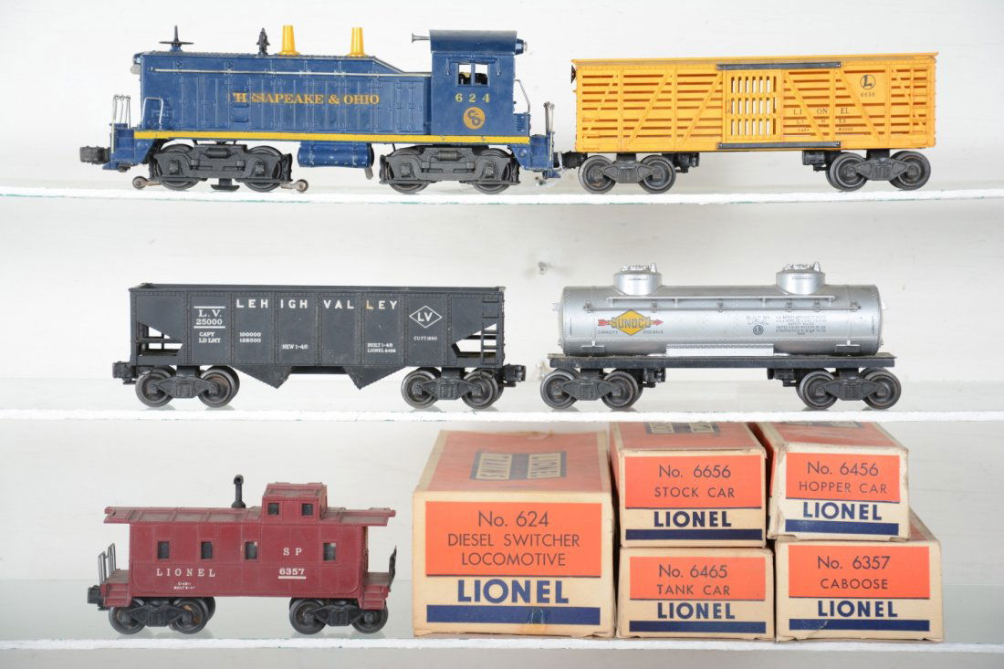 Boxed Lionel 624 Diesel Freight Set (1 of 4)