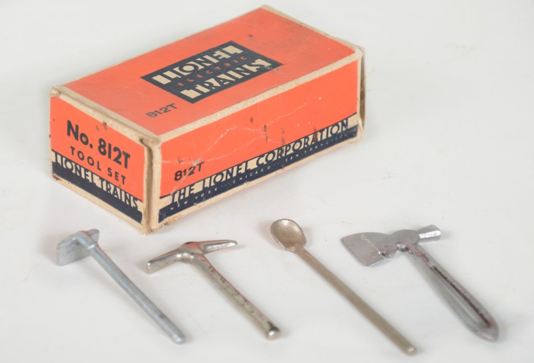 Lionel Boxed 812T Tool Set (1 of 2)