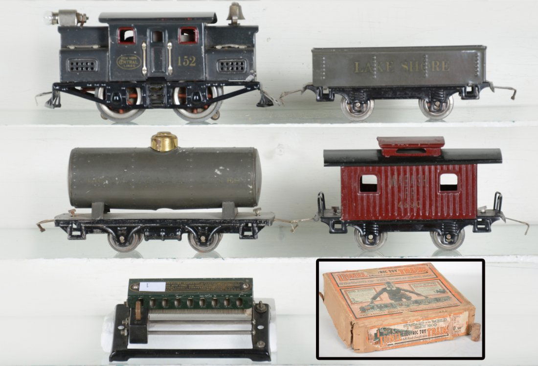 Boxed Lionel 152 Freight Set (1 of 6)