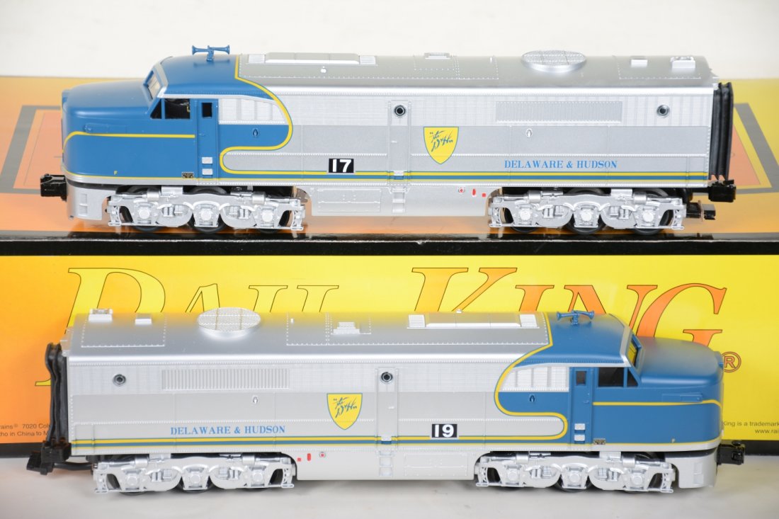 MTH RailKing 30-20276-1 D&H  AA Diesels, Proto 3 (1 of 3)