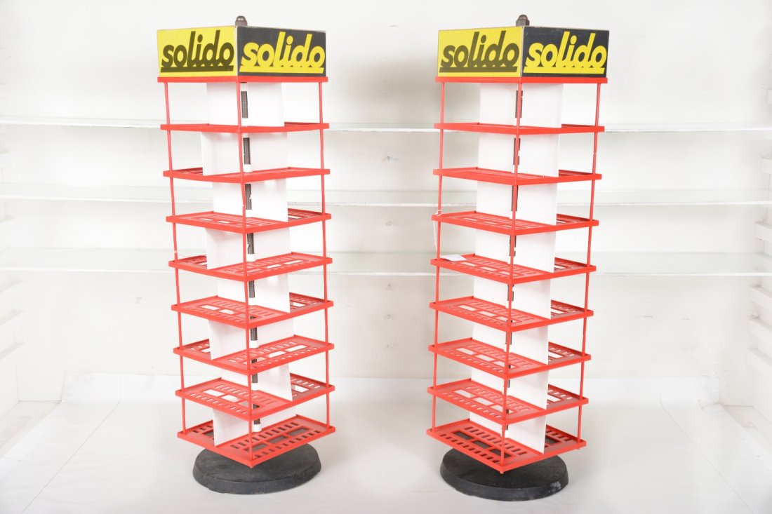 2 Solido Store Display Cases (1 of 2)