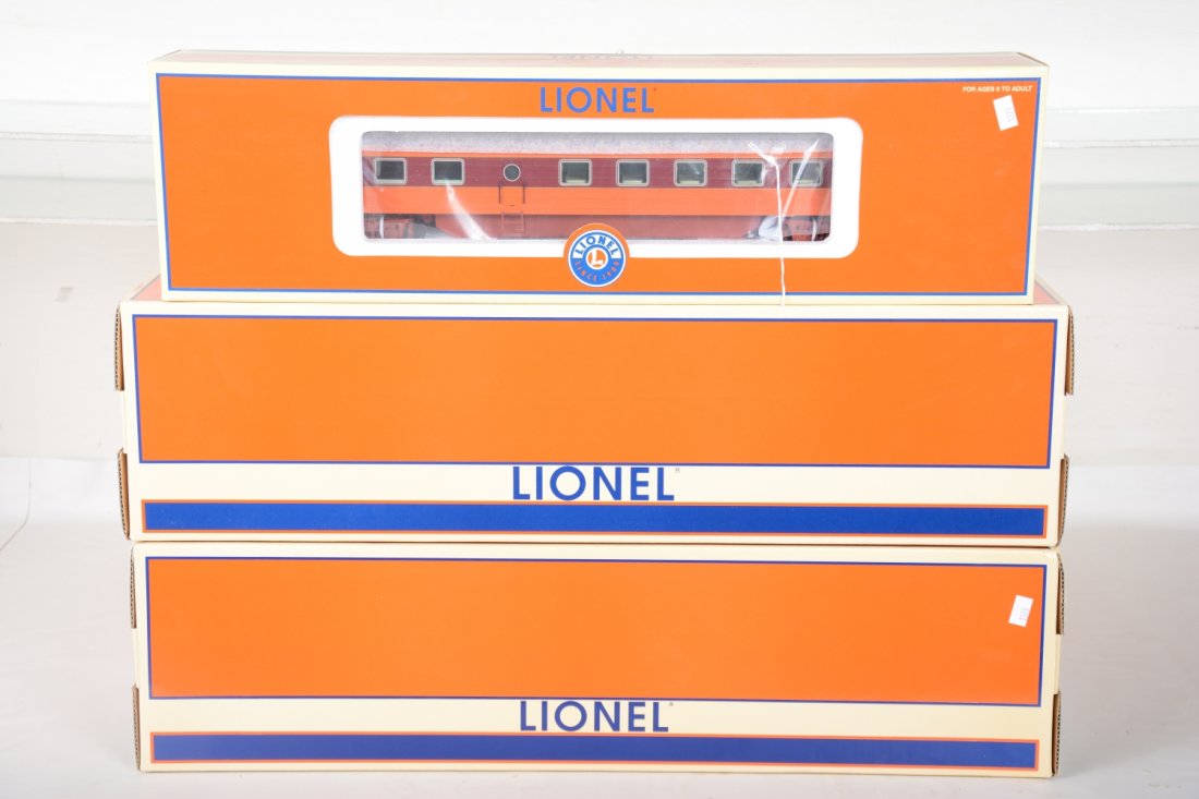 Lionel Hiawatha Streamline Passenger Cars: 054. Includes the 29191 4-car set; 29196 2-car Baggage/coach set; 29199 diner. They are new in boxes, C10