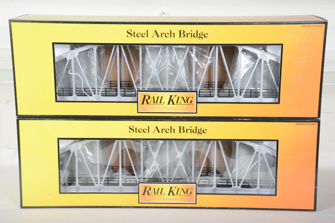 2 MTH RailKing 40-1013 Arch Bridges (1 of 2)
