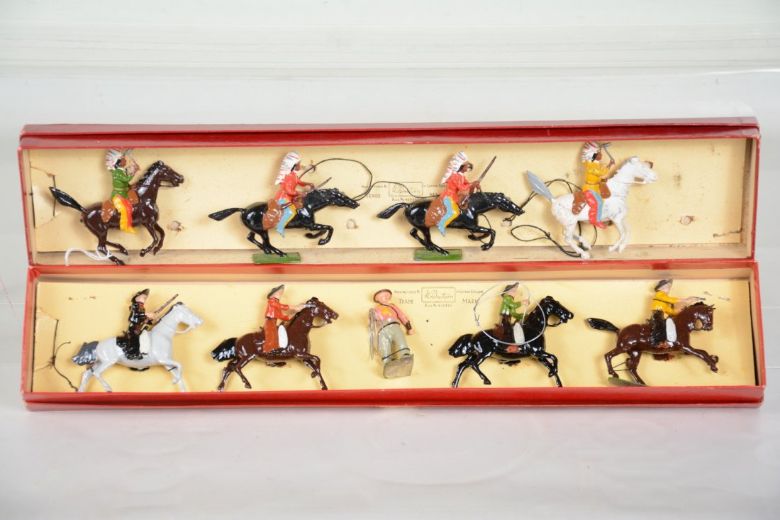 Boxed Britains Sets 152 & 179 Cowboys & Indians (1 of 4)