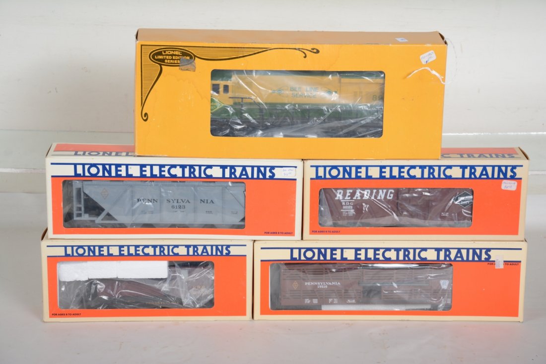 O Ga. Lionel Reading Diesel Freight Set (1 of 2)