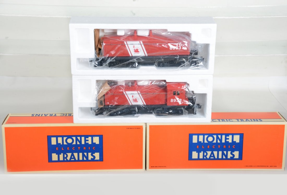 O Ga. Lionel 18932/18933 JC NW2 & Calf (1 of 2)