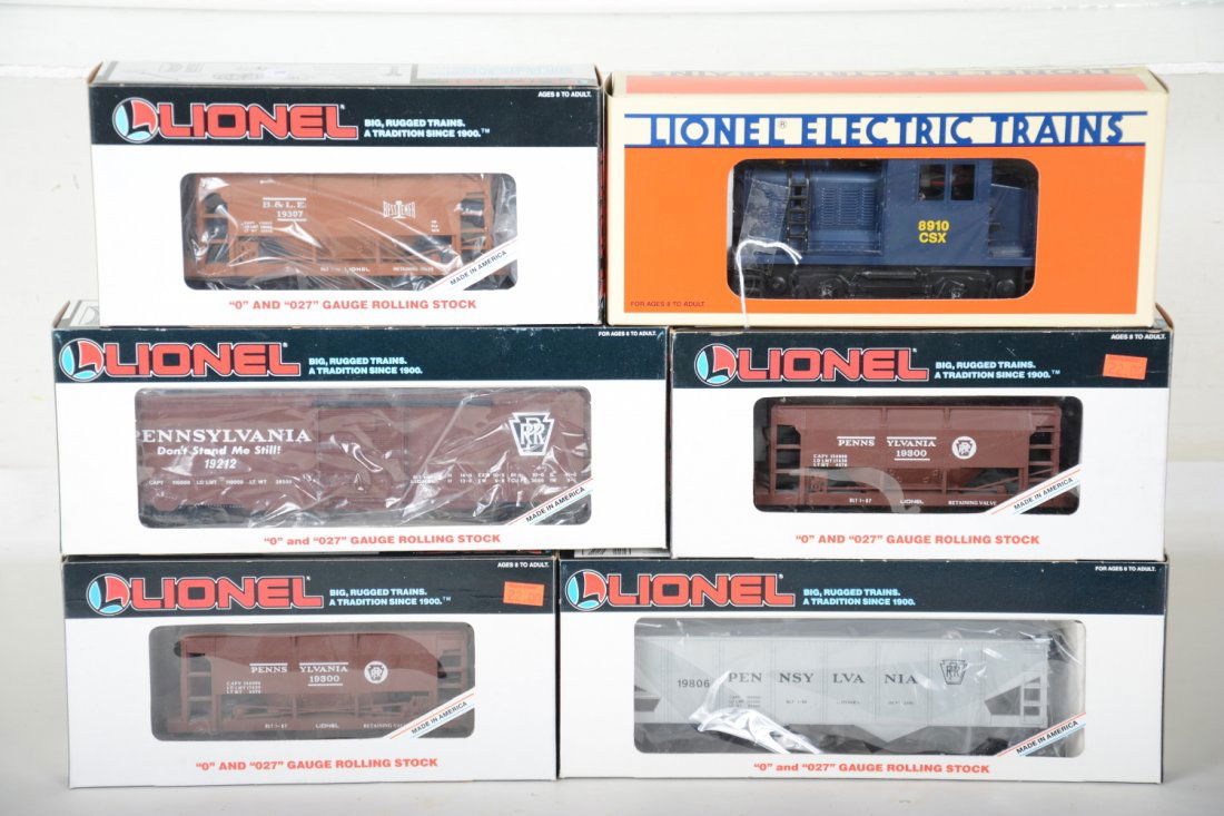 O Ga. Lionel Diesel Ore Train (1 of 2)