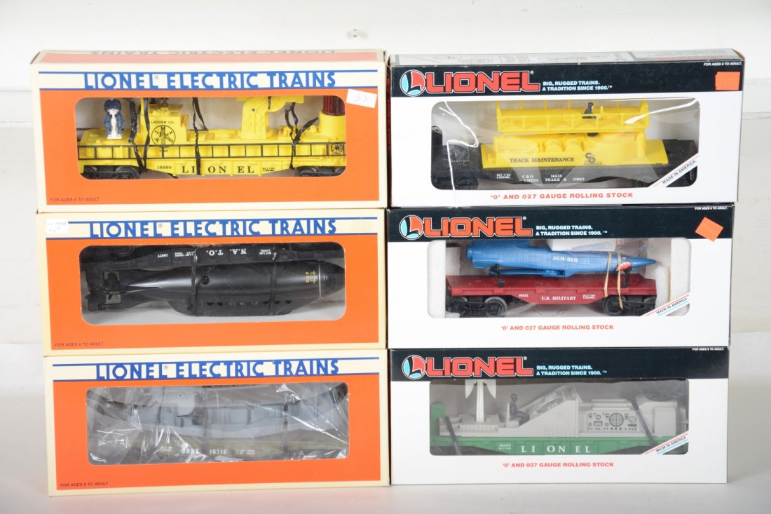 O Ga. Lionel Military Cars (1 of 2)