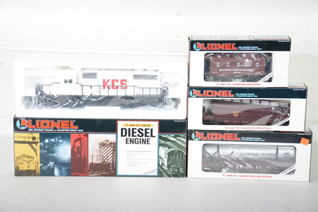 O Ga. Lionel KCS Diesel Freight Set (1 of 2)