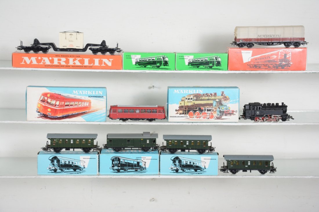 Vintage Marklin HO Train Sets (1 of 4)