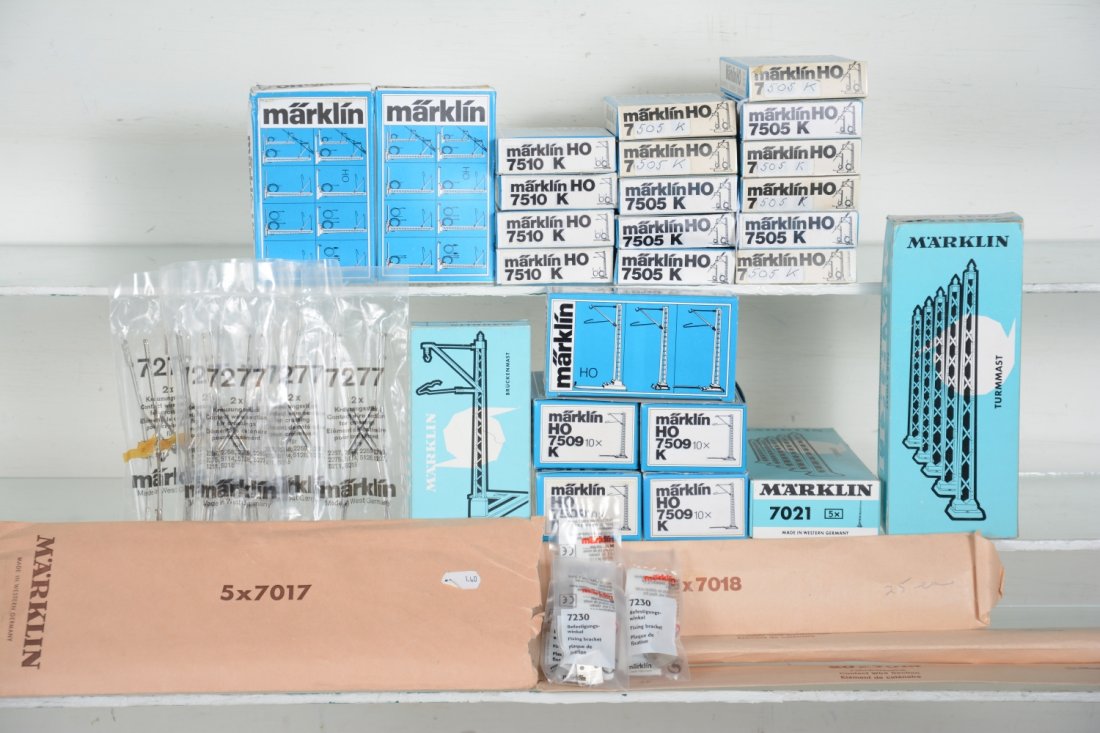 Boxed Marklin HO K-Track Cantenary (1 of 1)