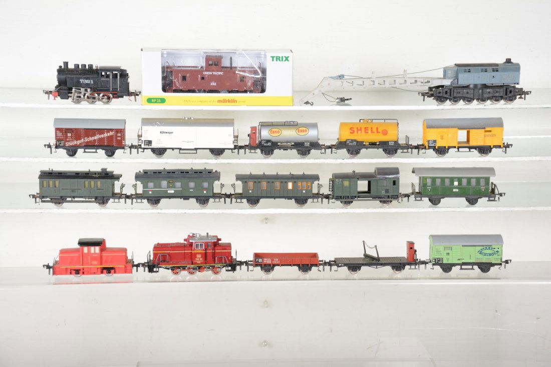 Fleischman HO Trains, Plus (1 of 7)