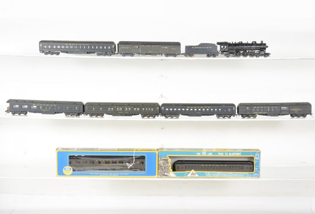 Santa Fe HO Passenger Set (1 of 2)