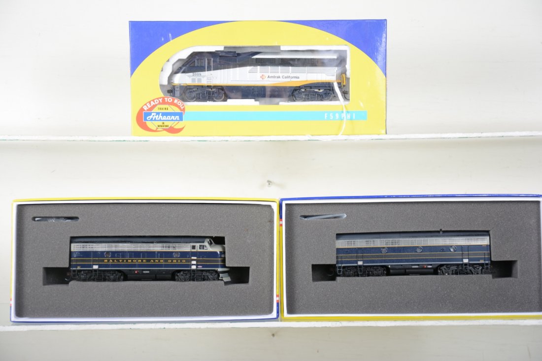 Athearn HO Genesis Diesels (1 of 2)