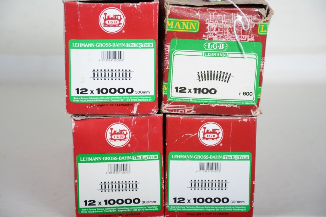 Boxed LGB Track (1 of 1)