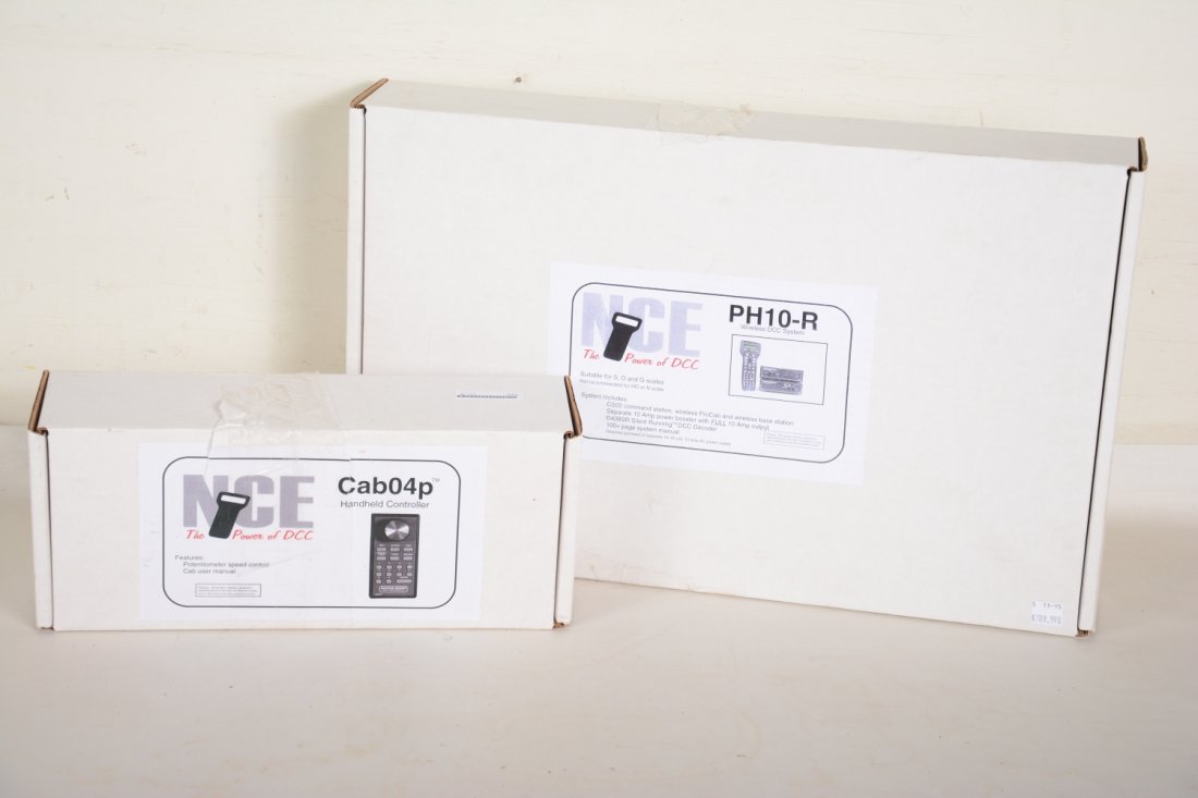 NCE Cab04P & PH10R DCC Controller Set (1 of 1)