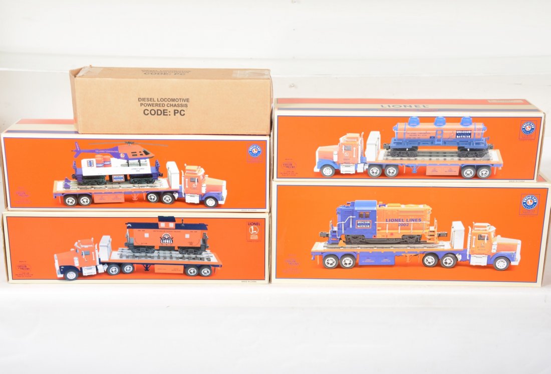 Lionel Flatbed Truck Carrier Set (1 of 2)