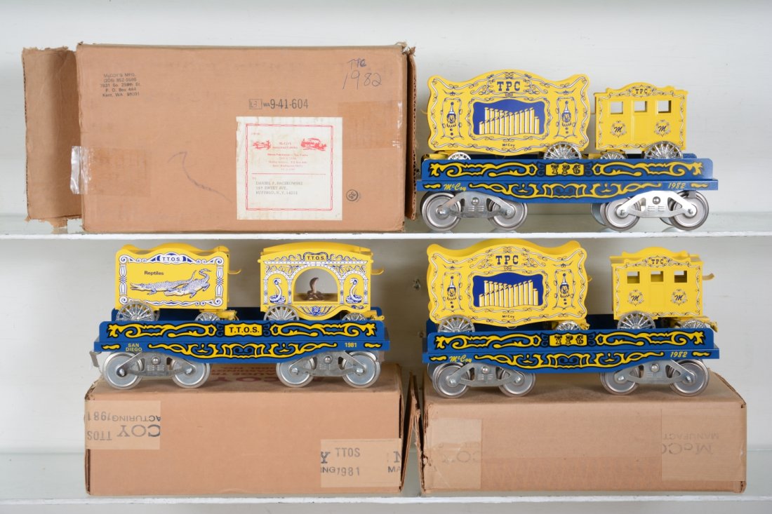 3 Boxed Mc Coy TTOS Circus Cars (1 of 4)