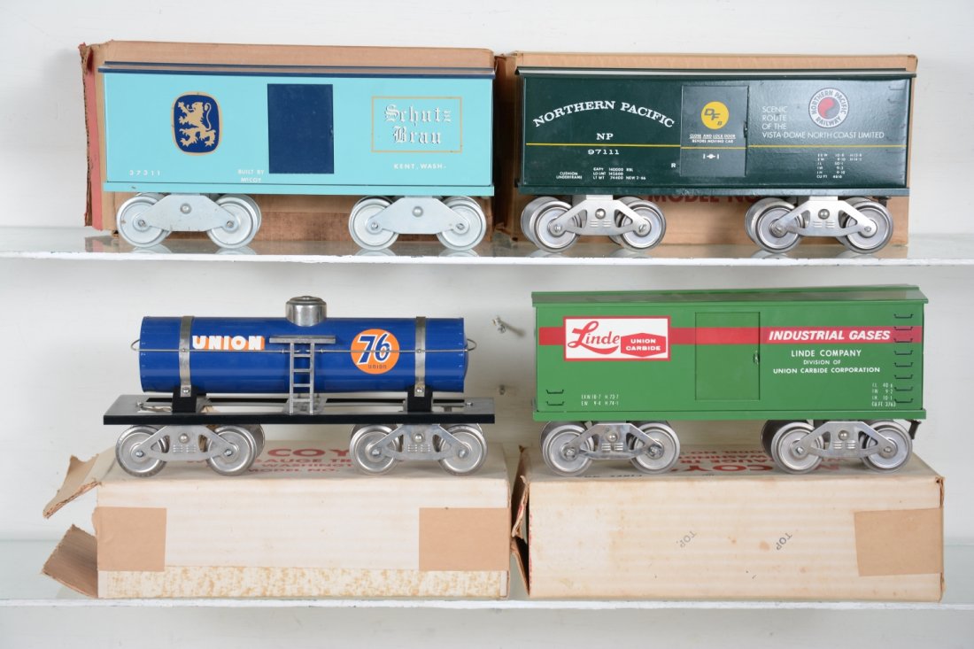 4 Boxed Mc Coy Freight Cars (1 of 4)