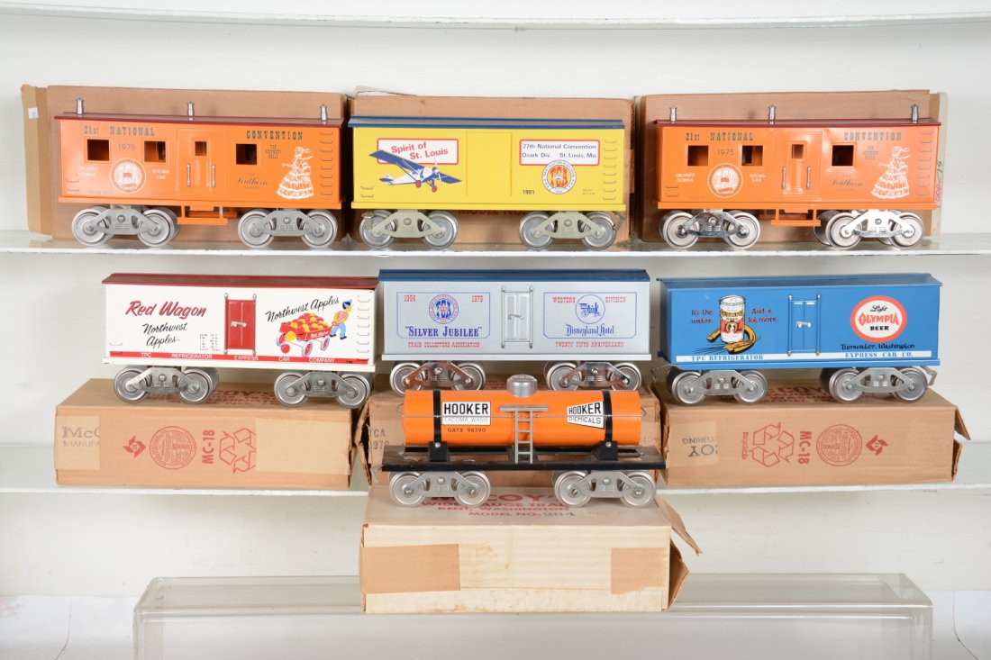 7 Boxed Mc Coy Freight Cars (1 of 4)