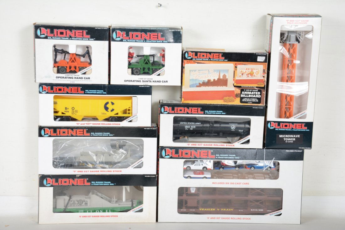 Lionel Modern Trains & Accessories (1 of 2)
