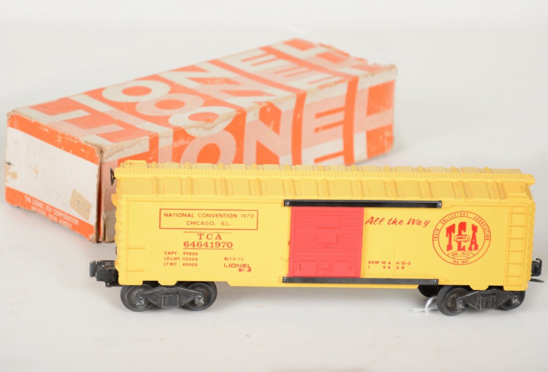 Boxed Lionel 6464-1970 TCA Boxcar (1 of 4)