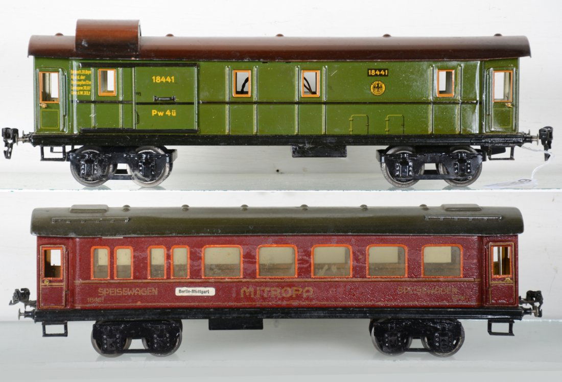 Marklin 1844/1 & 1842/1 Passenger Cars, 42cm (1 of 4)