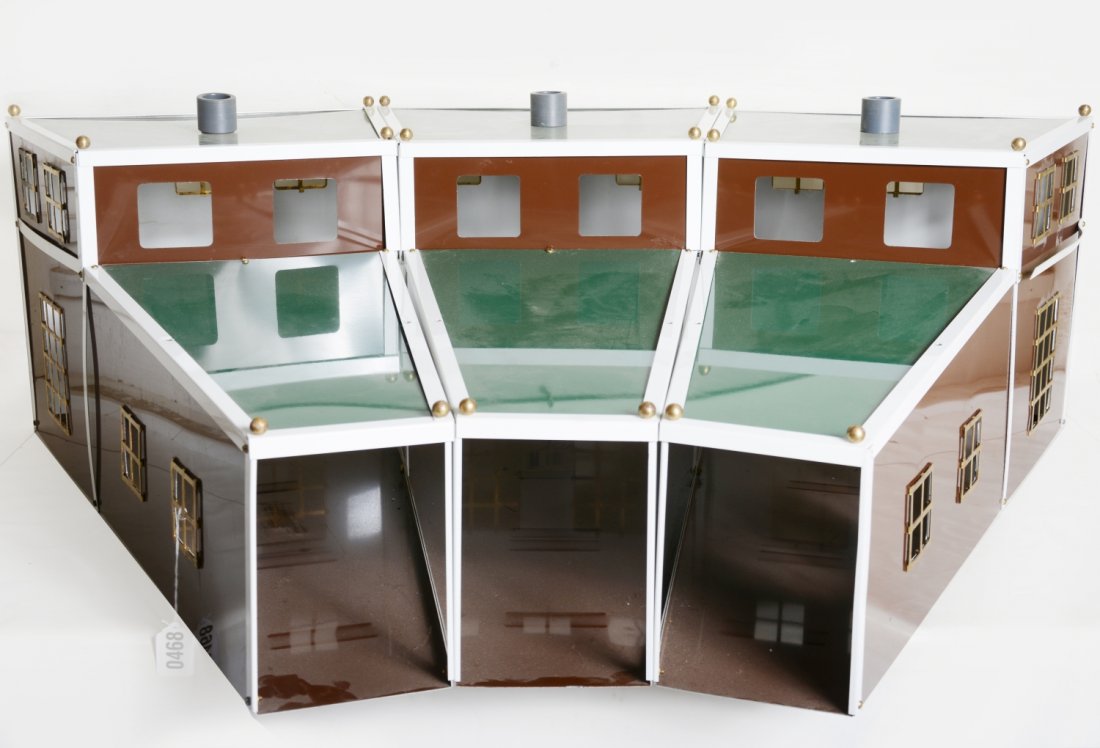 Unusual Smith Metalworks 3-Stall Roundhouse (1 of 5)