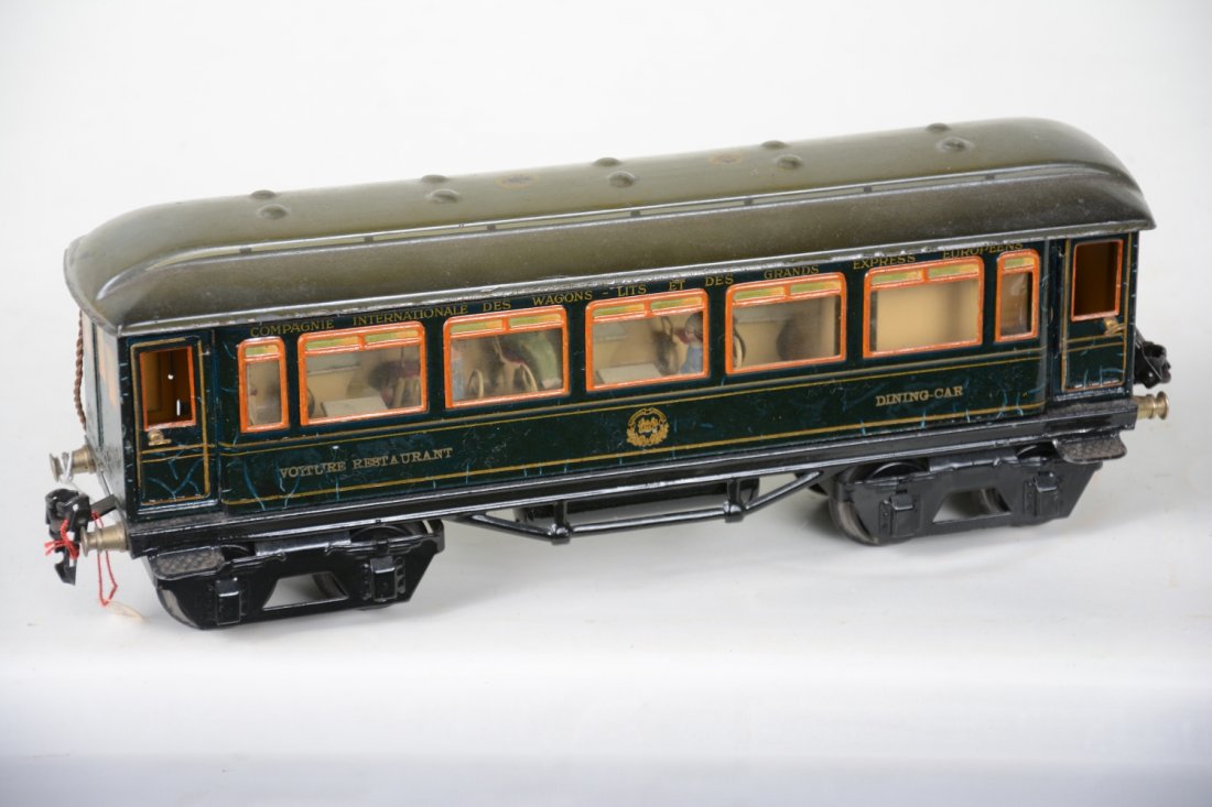 Marklin 33cm CIWL French Diner with Interior & Figures (1 of 5)