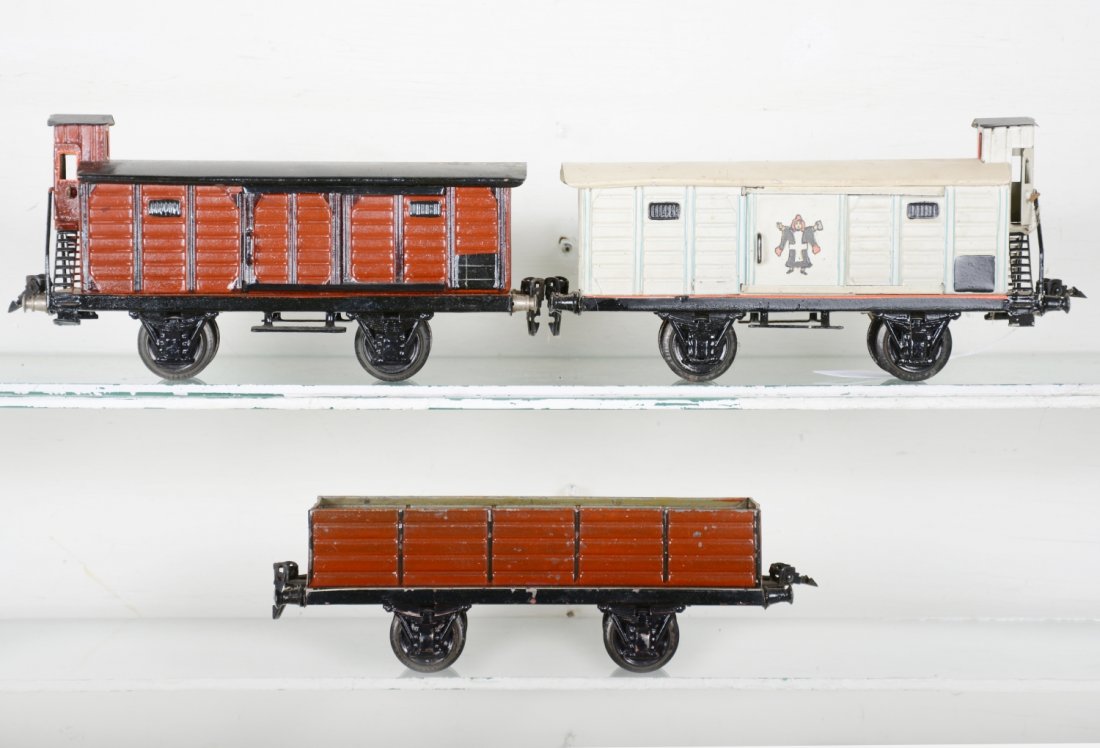 3 Marklin 24cm Freight Cars (1 of 4)