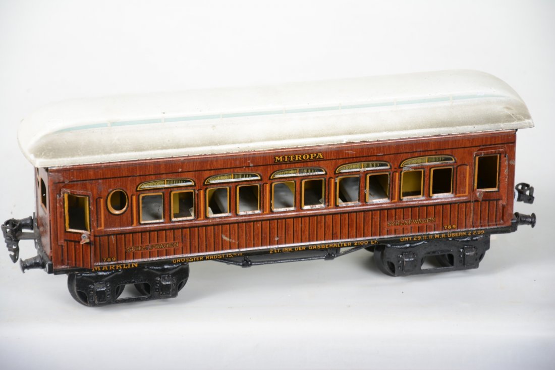 Clean 33cm Marklin (1894) Mitropa Sleeper, Plus (1 of 5)