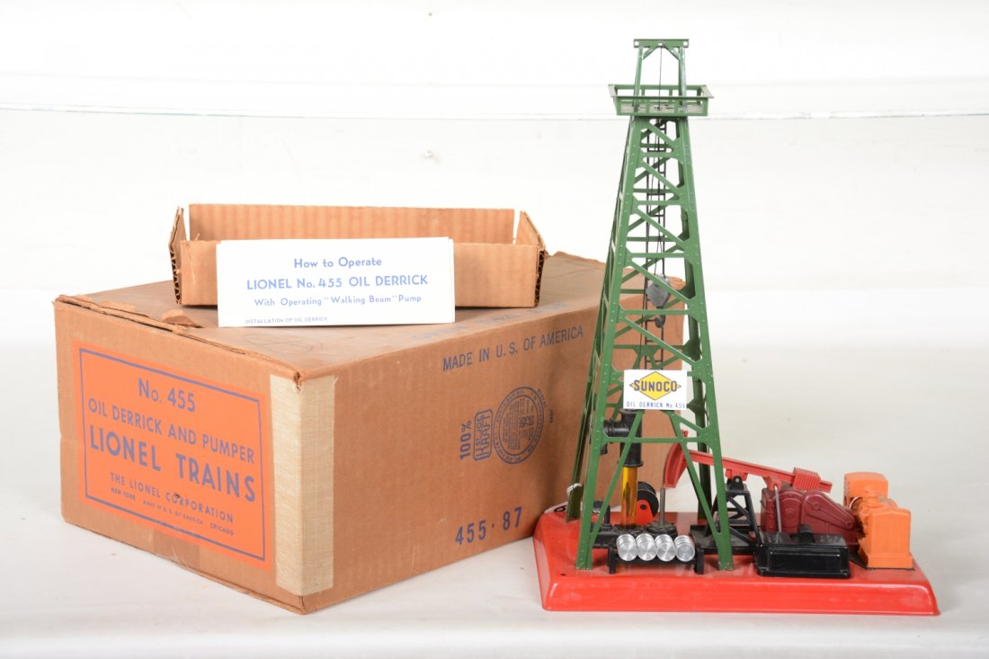 Nice Boxed Lionel 455 Oil Derrick (1 of 2)