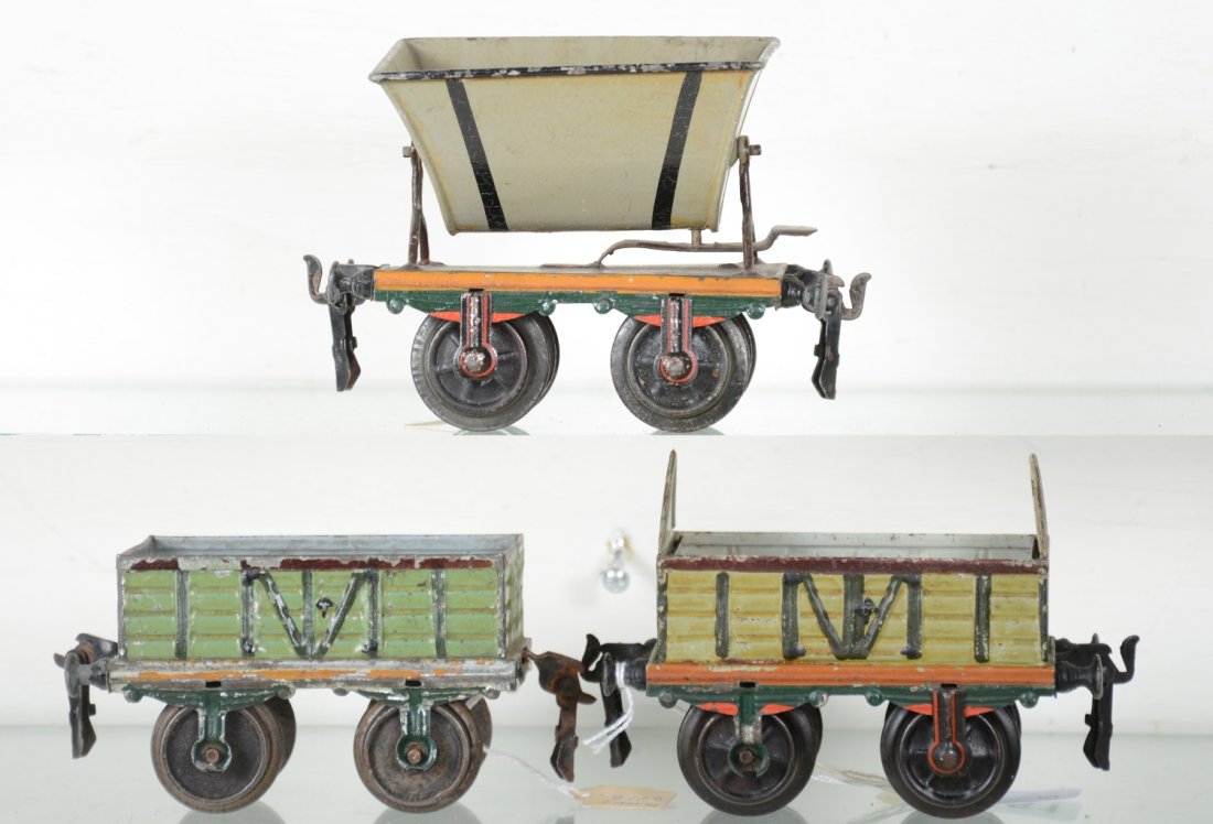Early Hand-Painted Marklin 13cm Freight Cars (1 of 4)