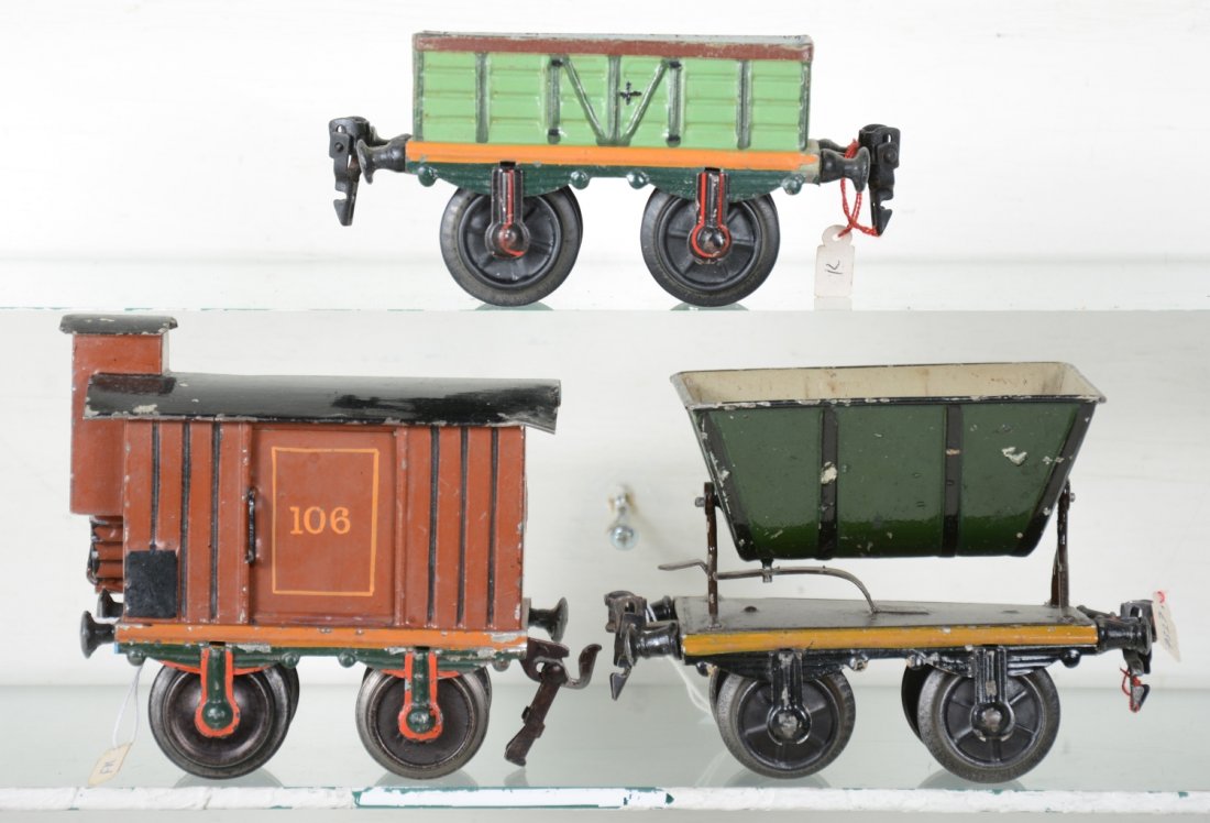 Early Hand-Painted Marklin 13cm Freight Cars (1 of 4)