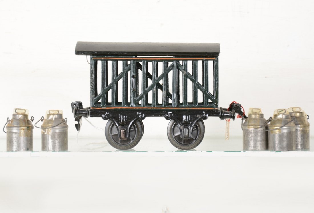 Early Marklin Hand-Painted 16cm Milk Car (1 of 4)