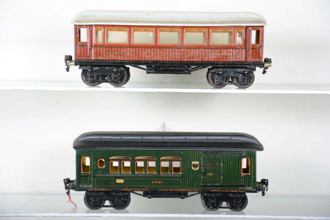 33cm Marklin 1887 & (1894) Passenger Cars (1 of 4)