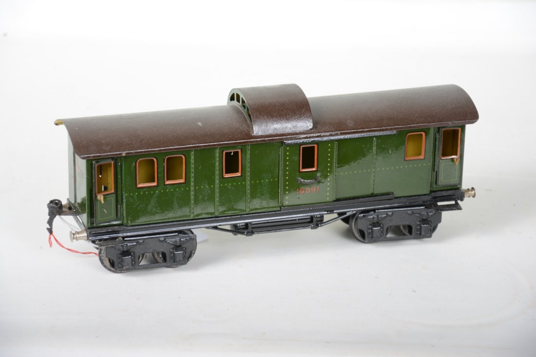 Nice 33cm Marklin 18891 Baggage Car (1 of 4)