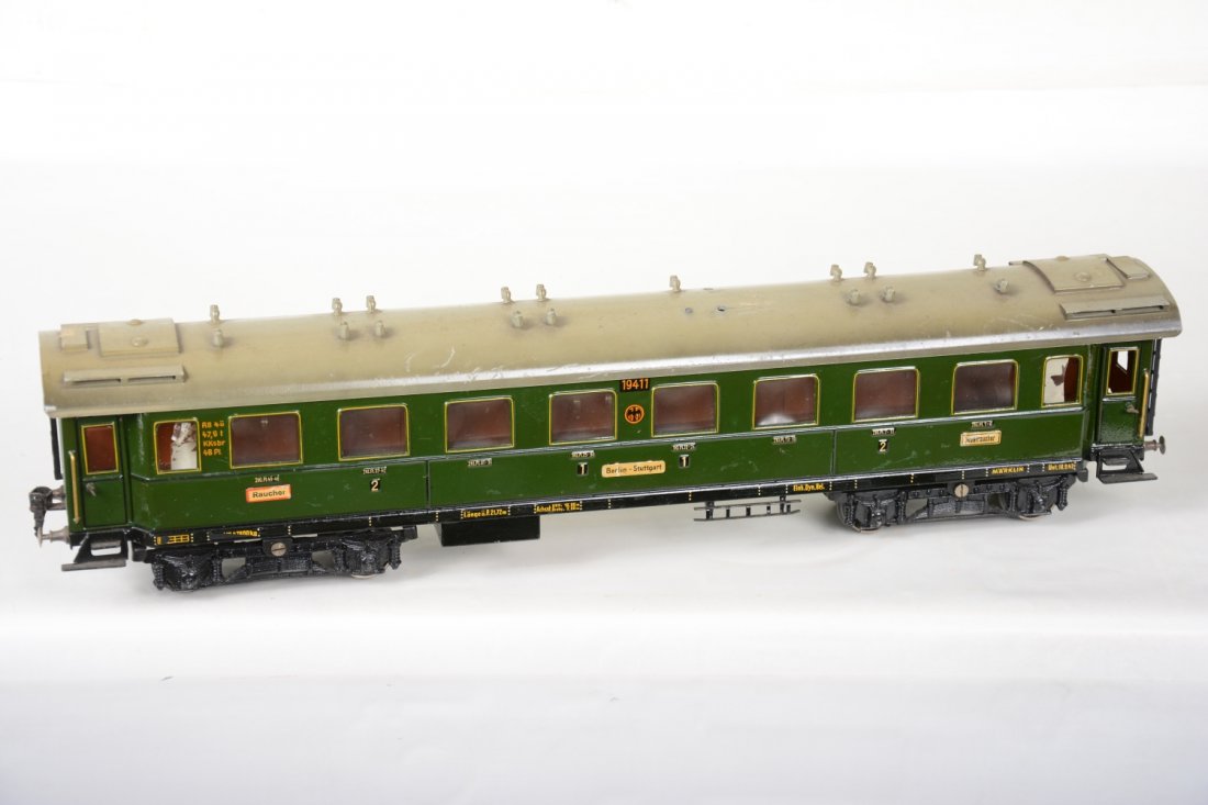 Scarce Marklin 1941/1 57cm Coach (1 of 4)