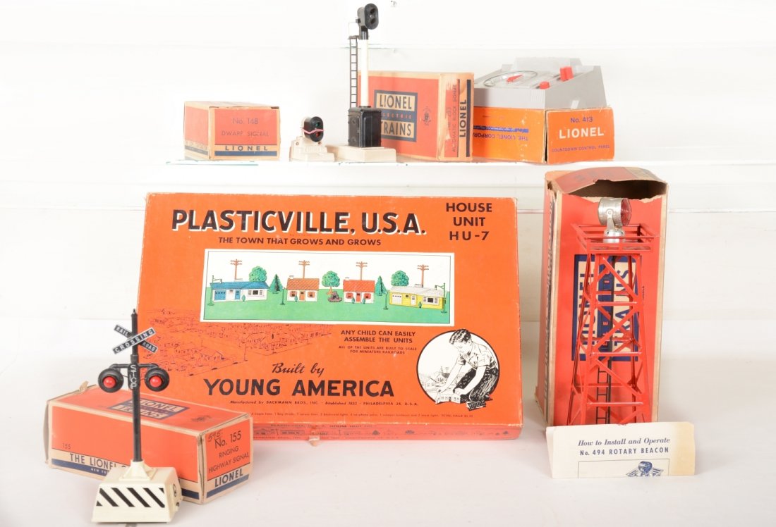 Boxed Lionel Accessories, Plus (1 of 4)