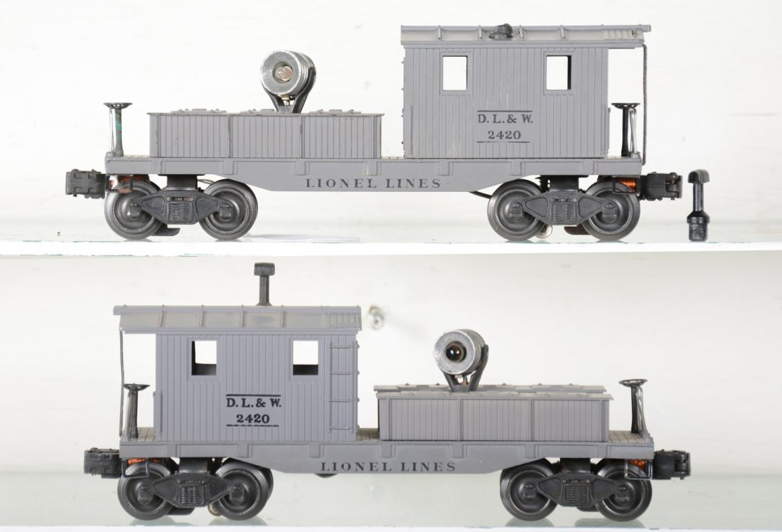 Clean Lionel 2420 Work Cabooses (1 of 4)