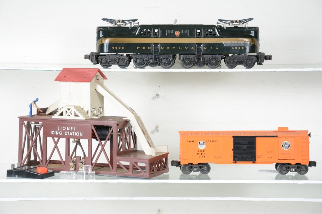 Mixed Lionel Lot (1 of 4)