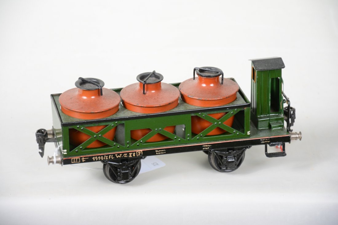 25cm Marklin 1990/1 Acid Carrier (1 of 4)