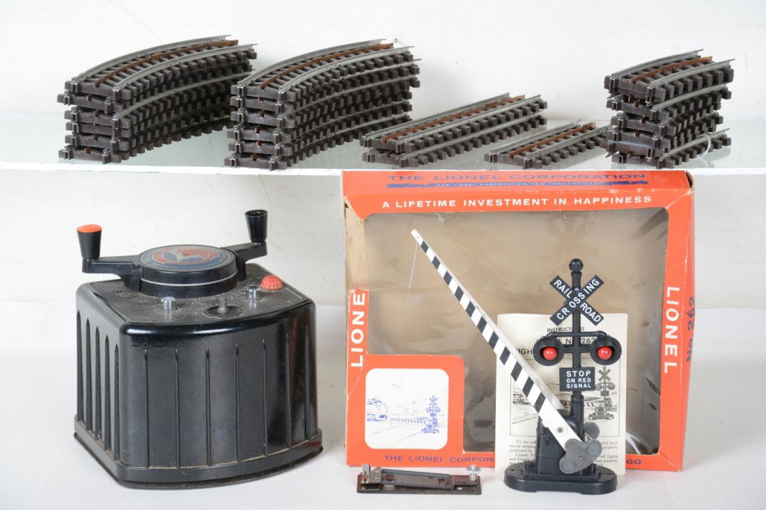 Lionel Accessory & Super O Track Lot (1 of 3)