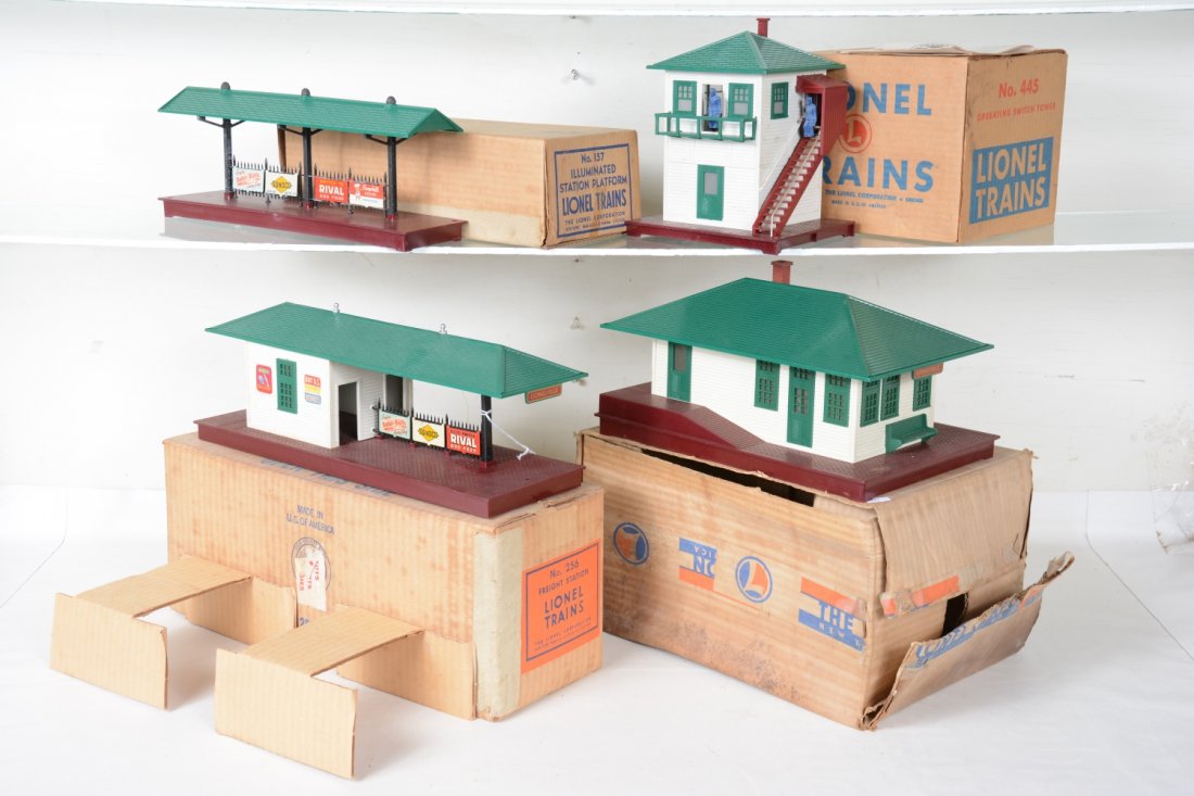 Boxed Lionel Accessories (1 of 2)