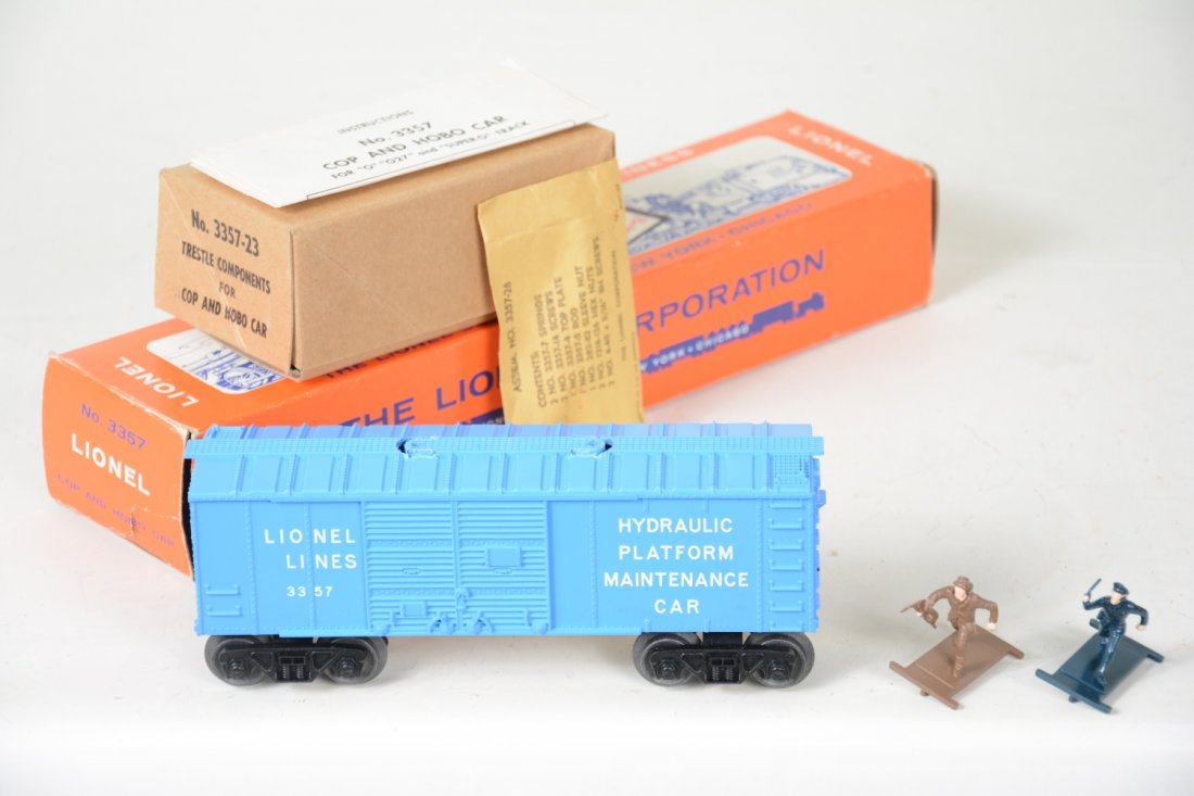 Nmint Boxed Lionel 3357 Cop & Hobo Car (1 of 4)