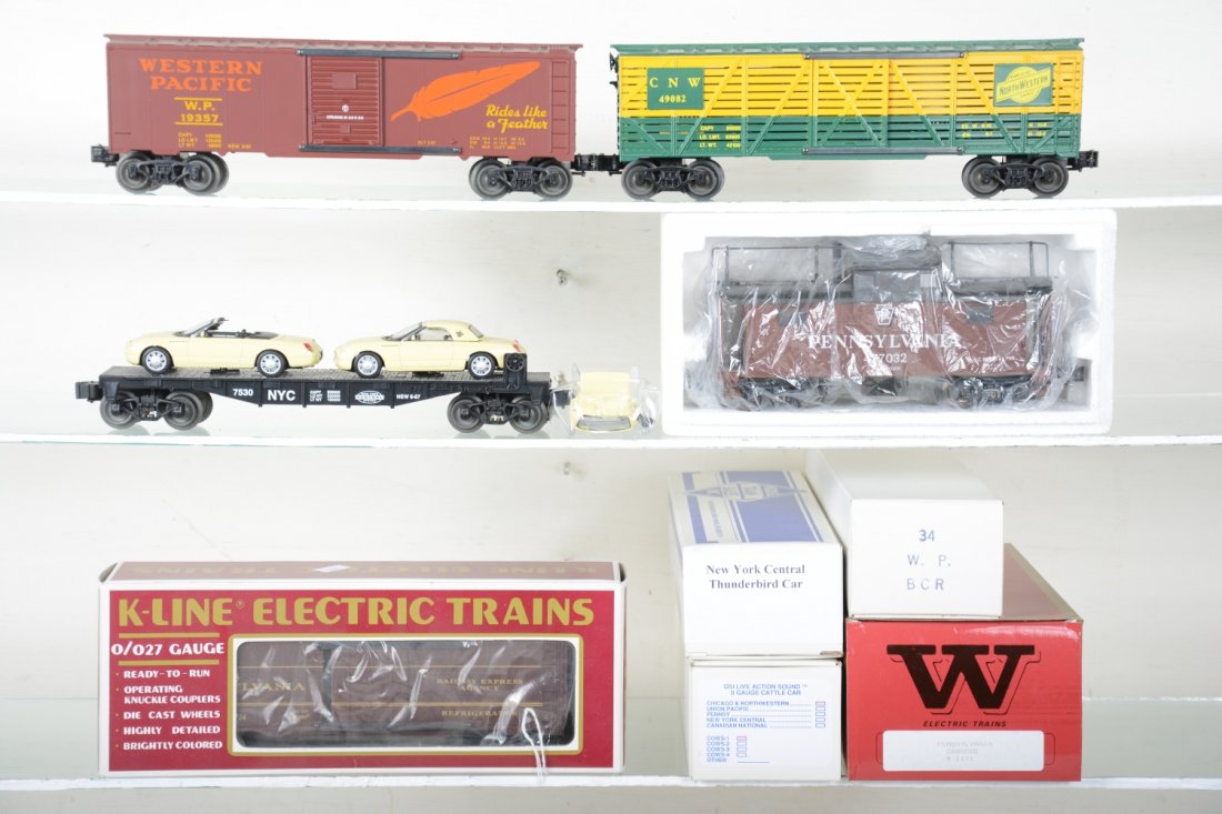 Assorted Modern Freight Cars (1 of 4)