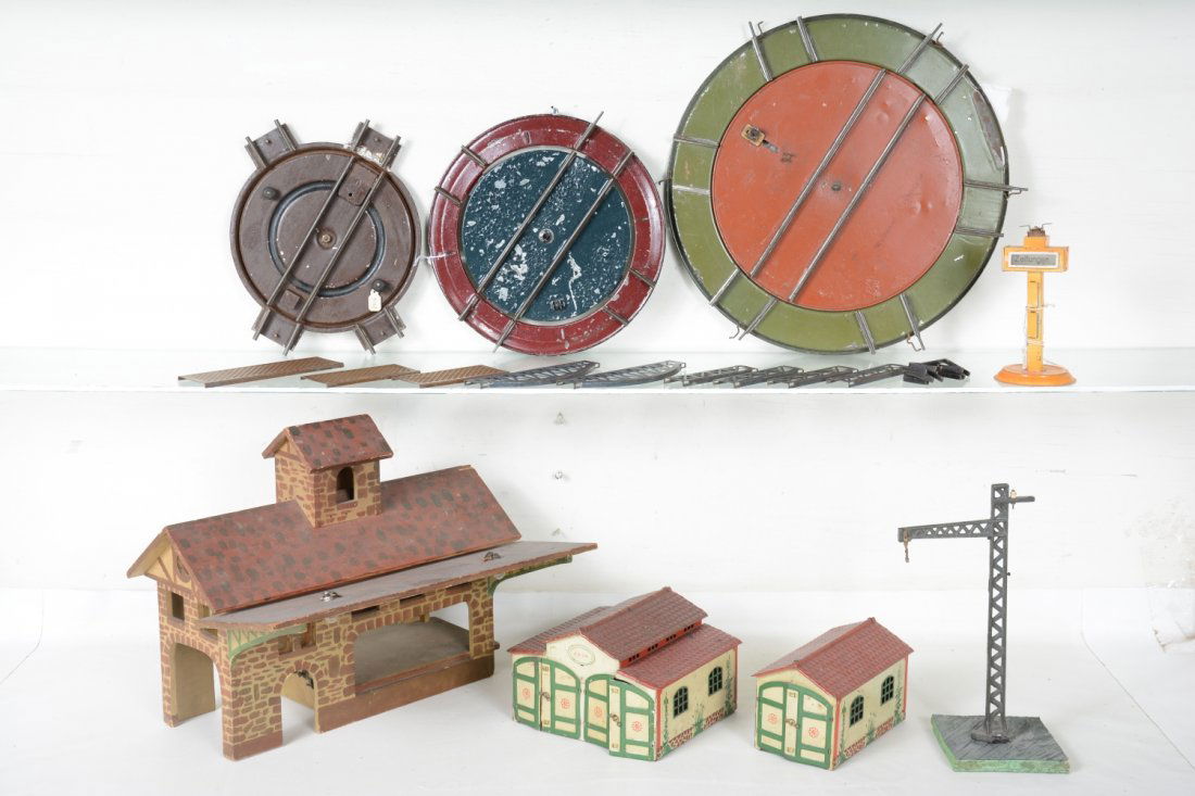 European Accessory Lot (1 of 2)