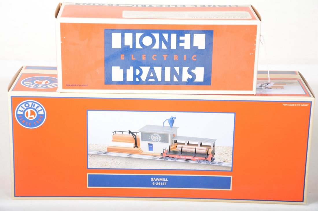 Lionel 24147 & 2318 Operating Accessories (1 of 2)